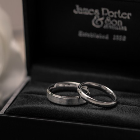 Everything you need to know about buying your wedding rings image