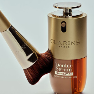 Clarins double serum foundation and brush